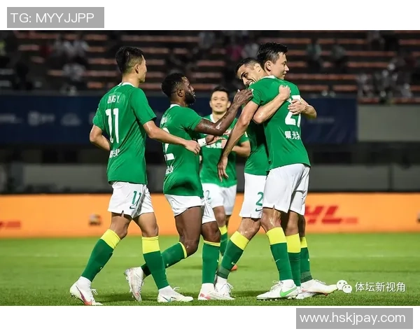 杭州羽毛球队在世界锦标赛积分榜中以73分稳居第一名展现强劲实力